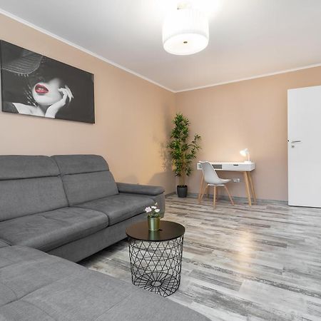 Decebal Flat Apartment Oradea Ngoại thất bức ảnh